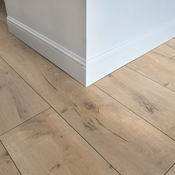 FLOOR24 Laminat Landhausdiele 4V Eiche rustikal beige 8 mm