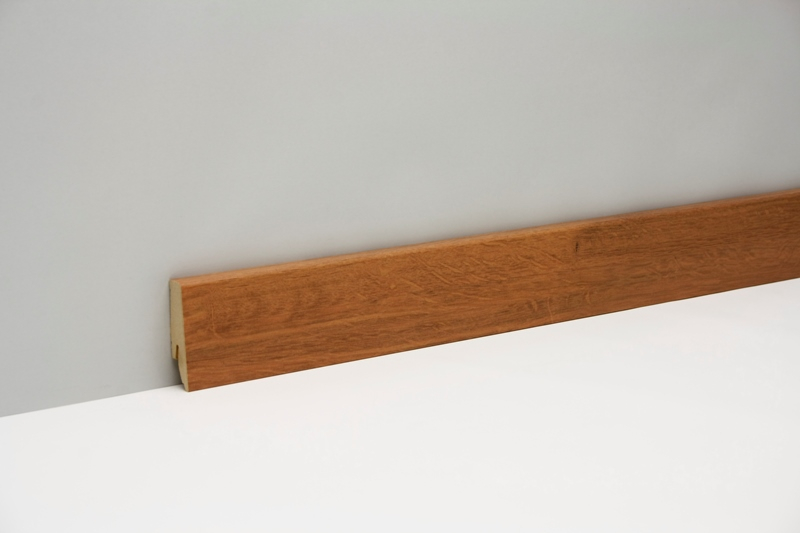 CLIP Leiste Moccaeiche matt foliert 2400x58x19