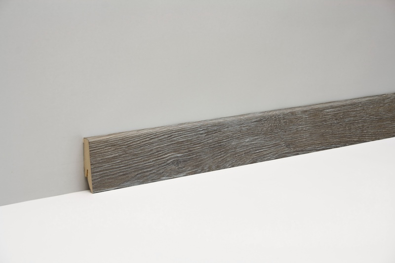 CLIP Leiste Eiche Tessin foliert 2400x58x19