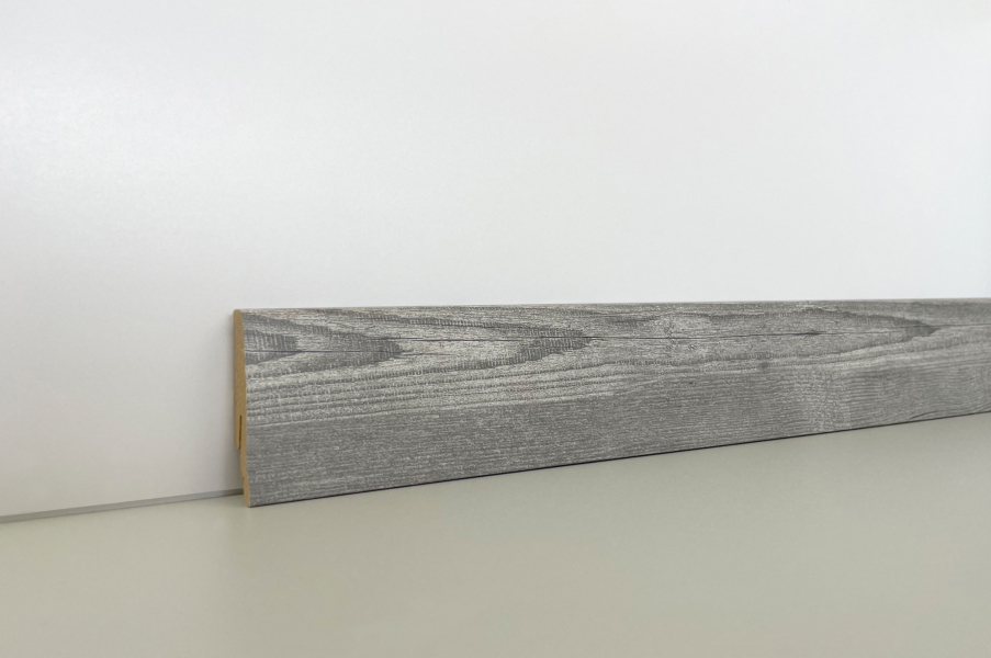 CLIP Leiste Seekiefer Grau foliert 2400x58x19