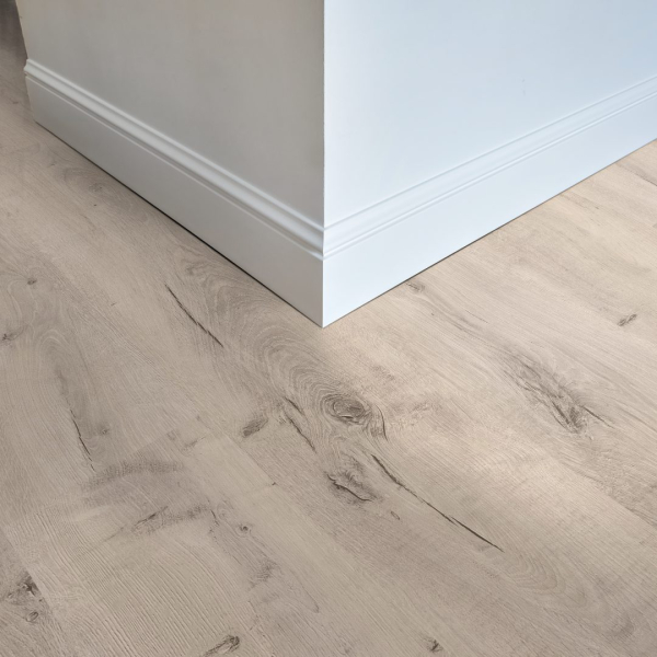 Komplett-Set AQUA PROTECT Laminat Eiche creme wasserresistent 8 mm