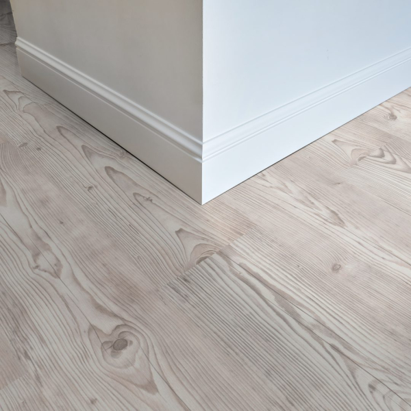 Komplett-Set FLOOR24 Laminat Landhausdiele 4V 731-4 Fichte weiss 7 mm