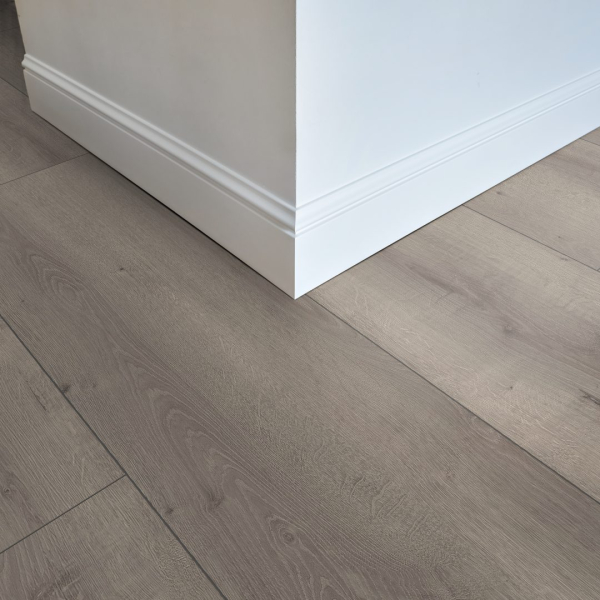 Komplett-Set FLOOR24 Laminat Landhausdiele 4V 832-4 XL Eiche grau 8 mm