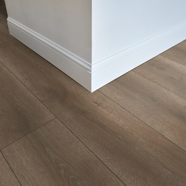 FLOOR24 Laminat Landhausdiele 4V Posada 8 mm