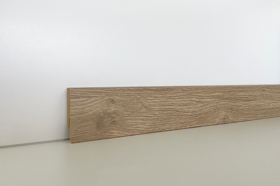 CLIP Leiste Kastelleiche foliert 2400x58x19