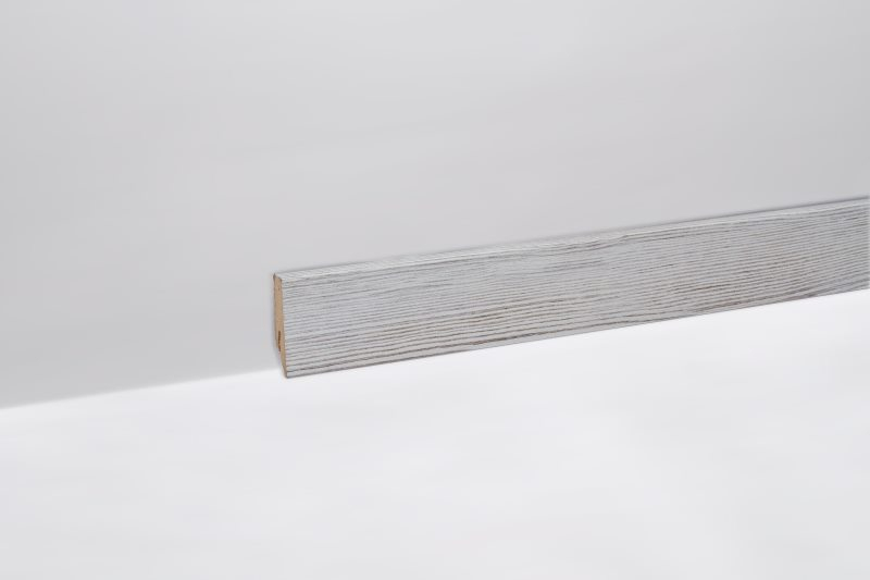 CLIP Leiste W31 foliert 2400x58x19