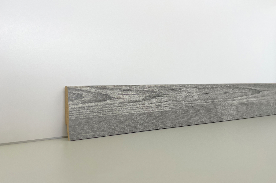 CLIP Leiste Seekiefer Grau foliert 2400x58x19